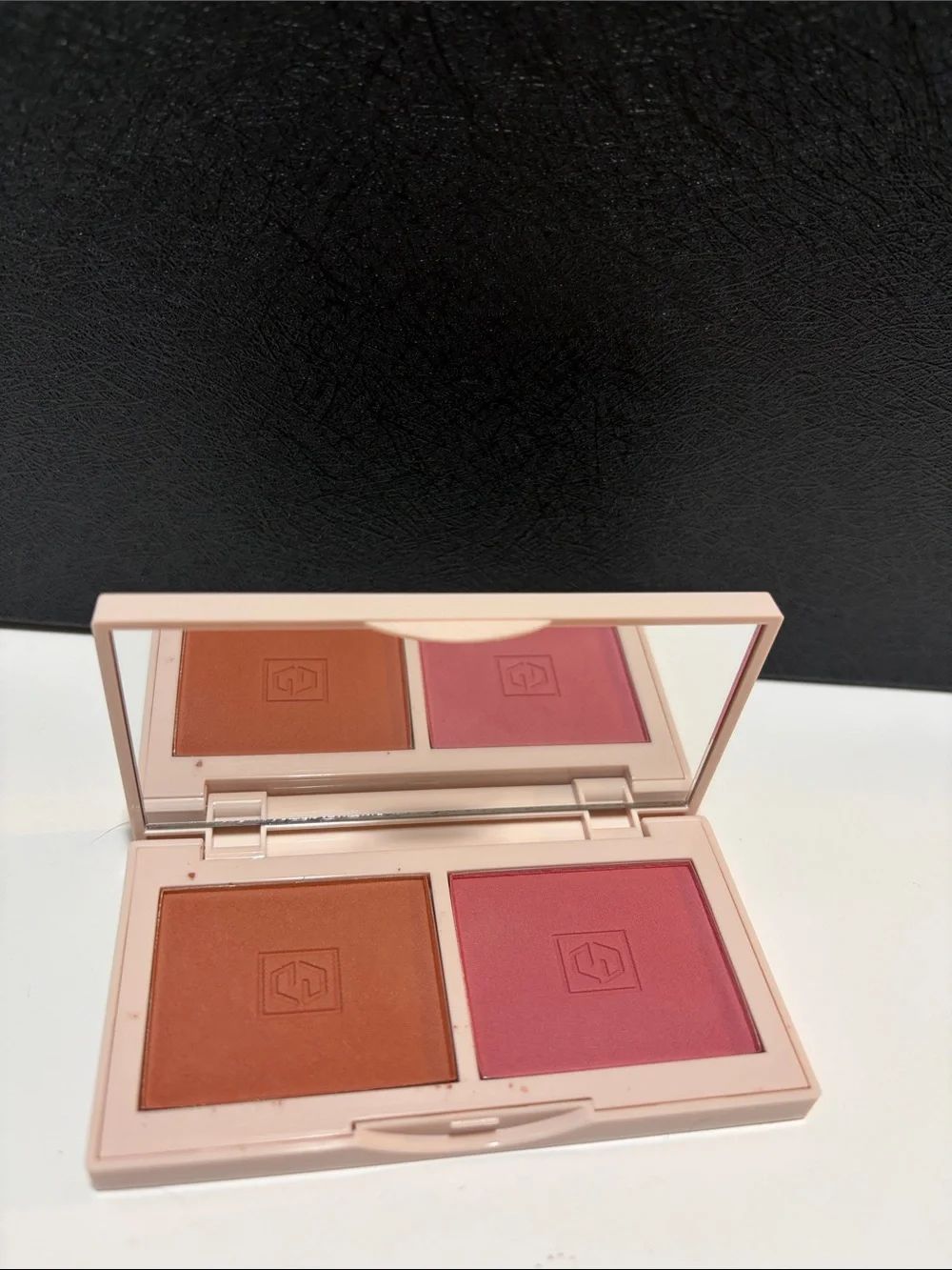 jouer Blush Bouquet Dual Palette sunburst— Brule  and bisou new